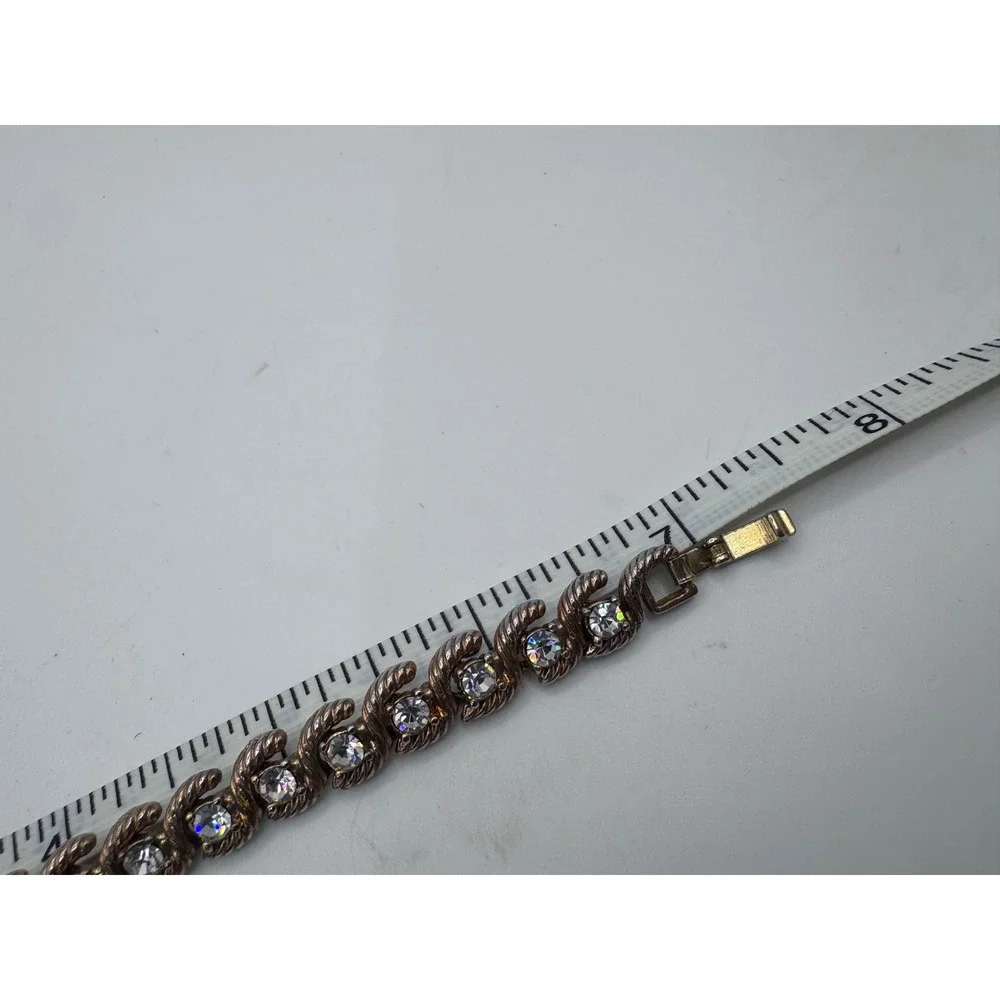 Vintage Rhinestone Link Bracelet Gold Tone Swirl Chunky‎ Retro Glam